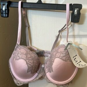 Demi Lyle’s Chic Essentials Bra
